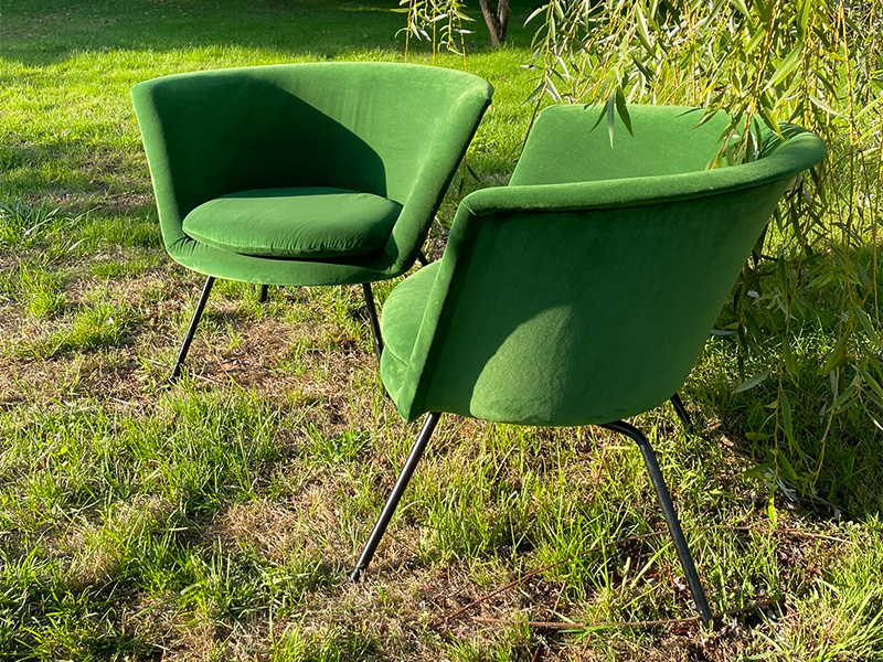 Couverture-d'une-paire-de-fauteuils-contemporain-2
